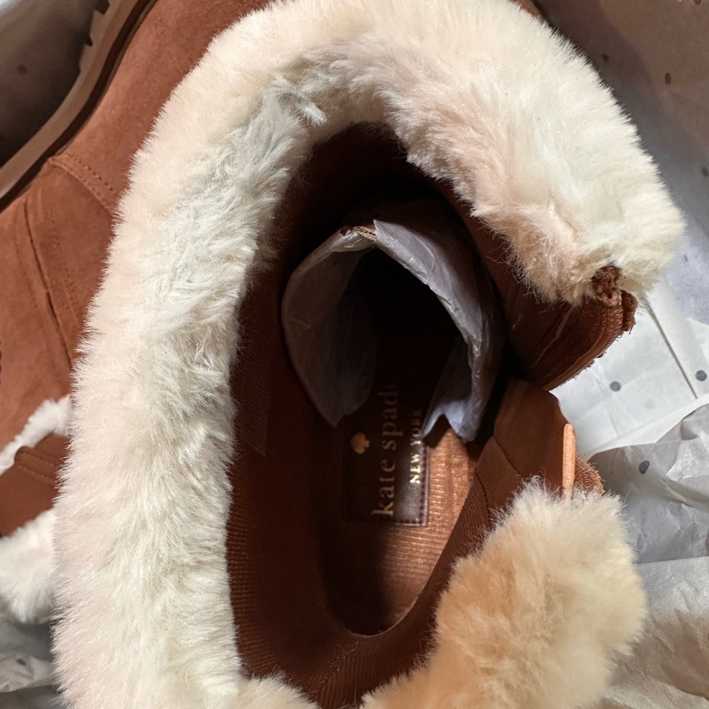 Kate Spade Tan Suede Boots with White Fur. Womens size 6.5 - Picture 8 of 10